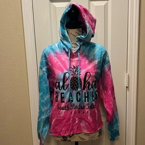 Women’s XL tie dye hooded sweatshirt  0625